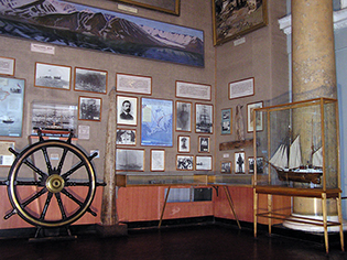 Экспозиция, посвященная русским экспедициям в Арктику в начале XX века